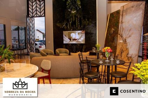 Nobreza-da-Rocha-inaugura-novo-showroom-em-Jatai-163