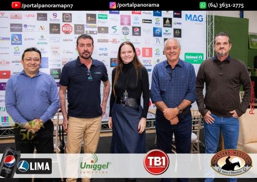 Palestras-e-Negocios-na-EXPAJA-1