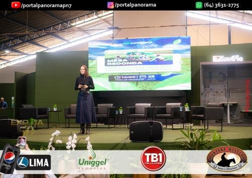 Palestras-e-Negocios-na-EXPAJA-13