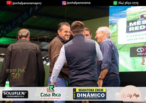 Palestras-e-Negocios-na-EXPAJA-14