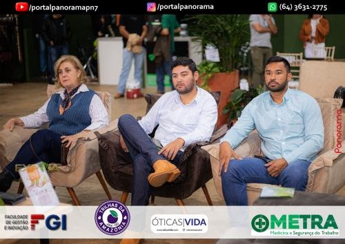 Palestras-e-Negocios-na-EXPAJA-20