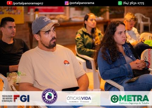 Palestras-e-Negocios-na-EXPAJA-40