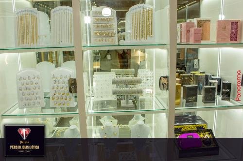 Persio-Joias-e-Otica-Jatahy-Shopping-25