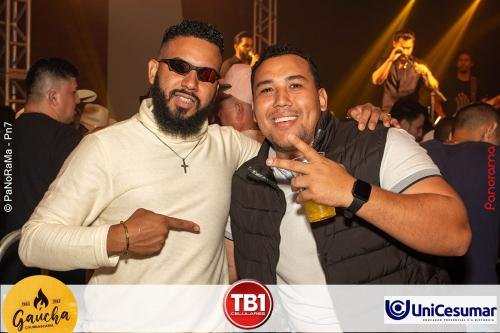 Pre-festa-Sunset-Ze-Neto-e-Cristiano-94 (1)