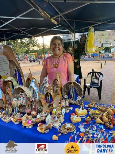 Primeira-Feira-Popular-e-Solidaria-da-UFJ-33