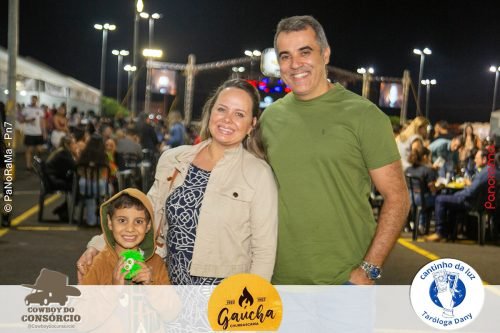 Primeiro-dia-da-Festa-do-Milho-2025-em-Jatai-163