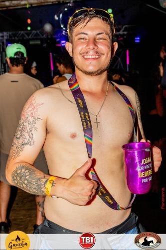 Provoke-The-Bear-Neon-Party-103