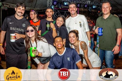 Provoke-The-Bear-Neon-Party-118