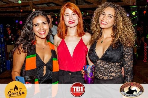 Provoke-The-Bear-Neon-Party-127