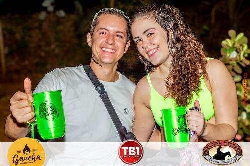 Provoke-The-Bear-Neon-Party-133