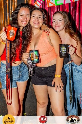 Provoke-The-Bear-Neon-Party-148