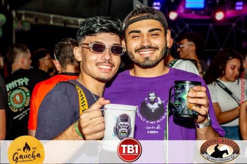 Provoke-The-Bear-Neon-Party-22