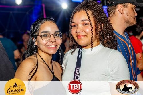 Provoke-The-Bear-Neon-Party-25