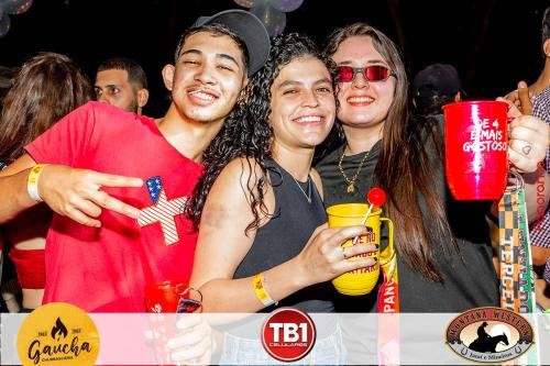 Provoke-The-Bear-Neon-Party-61