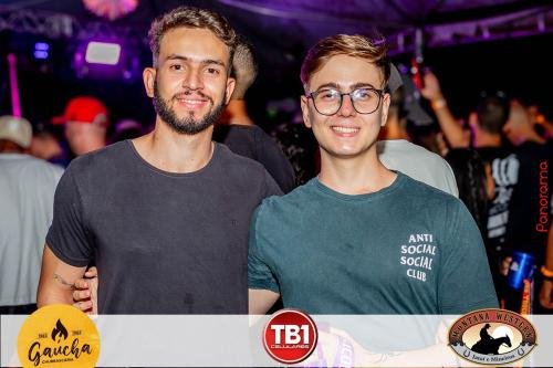 Provoke-The-Bear-Neon-Party-91