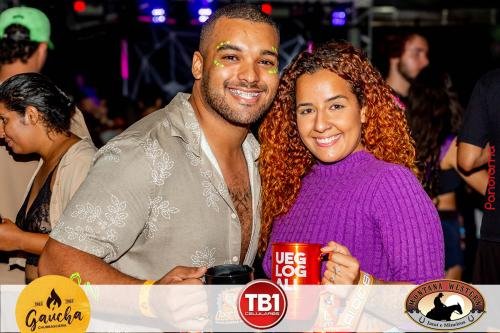 Provoke-The-Bear-Neon-Party-97