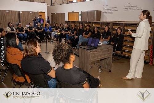 Roda-de-conversa-especial-para-mamaes-CRI-Jatai-100