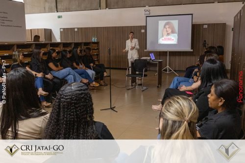 Roda-de-conversa-especial-para-mamaes-CRI-Jatai-102