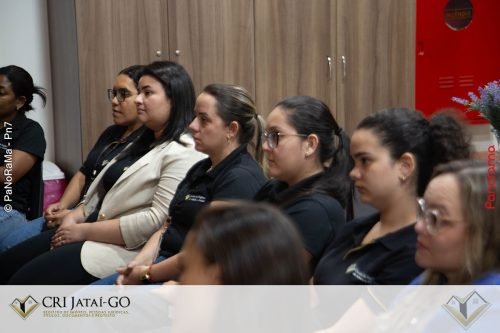 Roda-de-conversa-especial-para-mamaes-CRI-Jatai-30