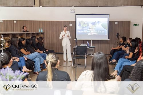 Roda-de-conversa-especial-para-mamaes-CRI-Jatai-39