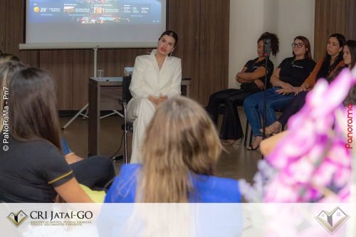 Roda-de-conversa-especial-para-mamaes-CRI-Jatai-92