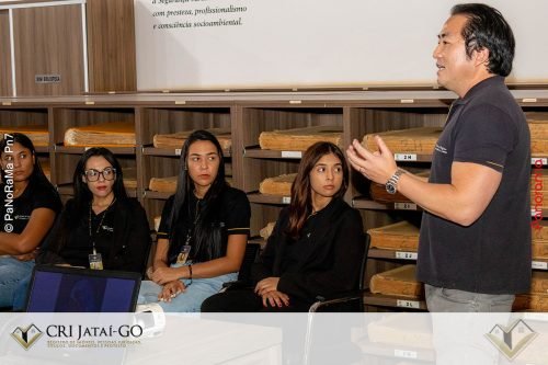 Roda-de-conversa-especial-para-mamaes-CRI-Jatai-95