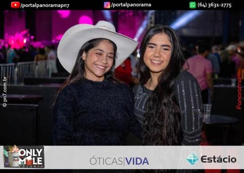 Show-com-Guilherme-e-Benuto-10