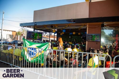 Torcida-no-Beer-Garden-durante-Brasil-x-Noruega-117