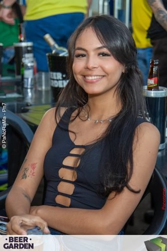 Torcida-no-Beer-Garden-durante-Brasil-x-Noruega-121