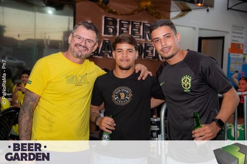 Torcida-no-Beer-Garden-durante-Brasil-x-Noruega-142