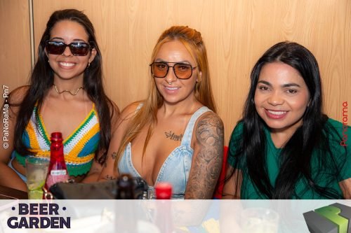Torcida-no-Beer-Garden-durante-Brasil-x-Noruega-43