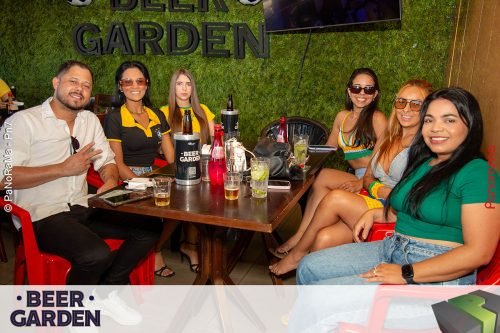 Torcida-no-Beer-Garden-durante-Brasil-x-Noruega-44