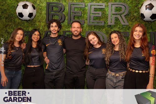 Torcida-no-Beer-Garden-durante-Brasil-x-Noruega-76