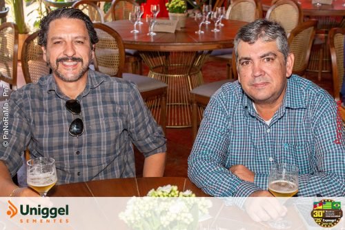 estande-da-Uniggel-Sementes-no-sabado-da-Campeira-2025-3