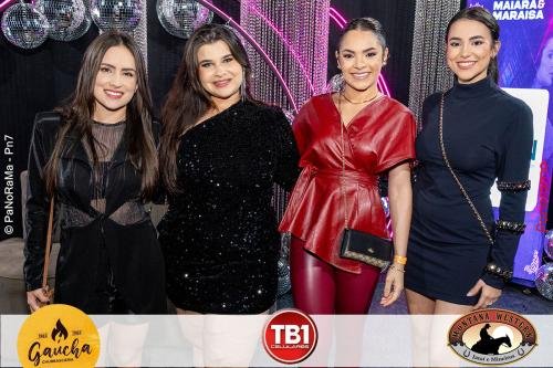 show-inesquecivel-de-Maiara-Maraisa-35