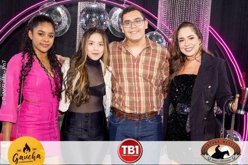 show-inesquecivel-de-Maiara-Maraisa-89